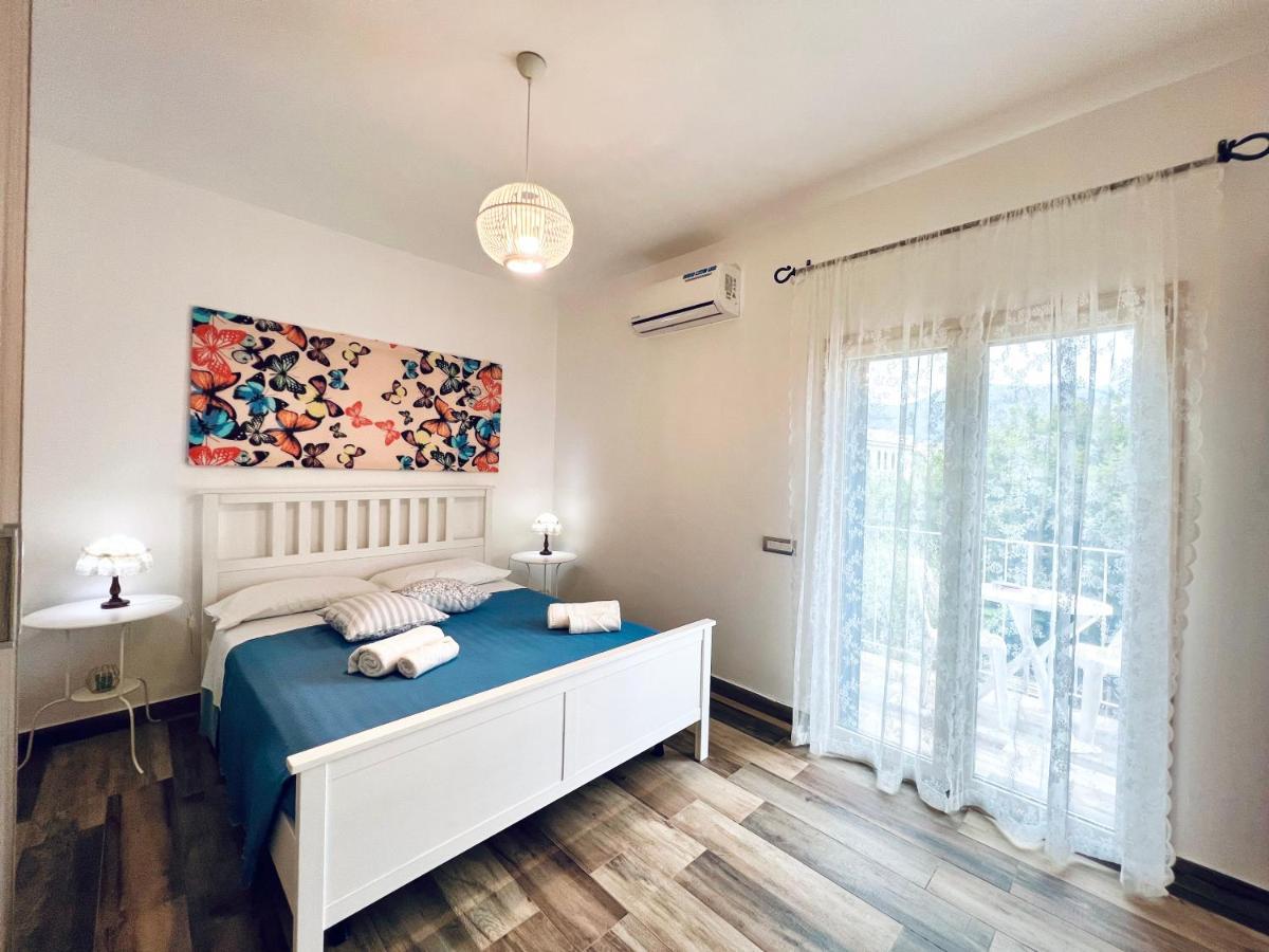 Casa Di Ivana 카리니 외부 사진
